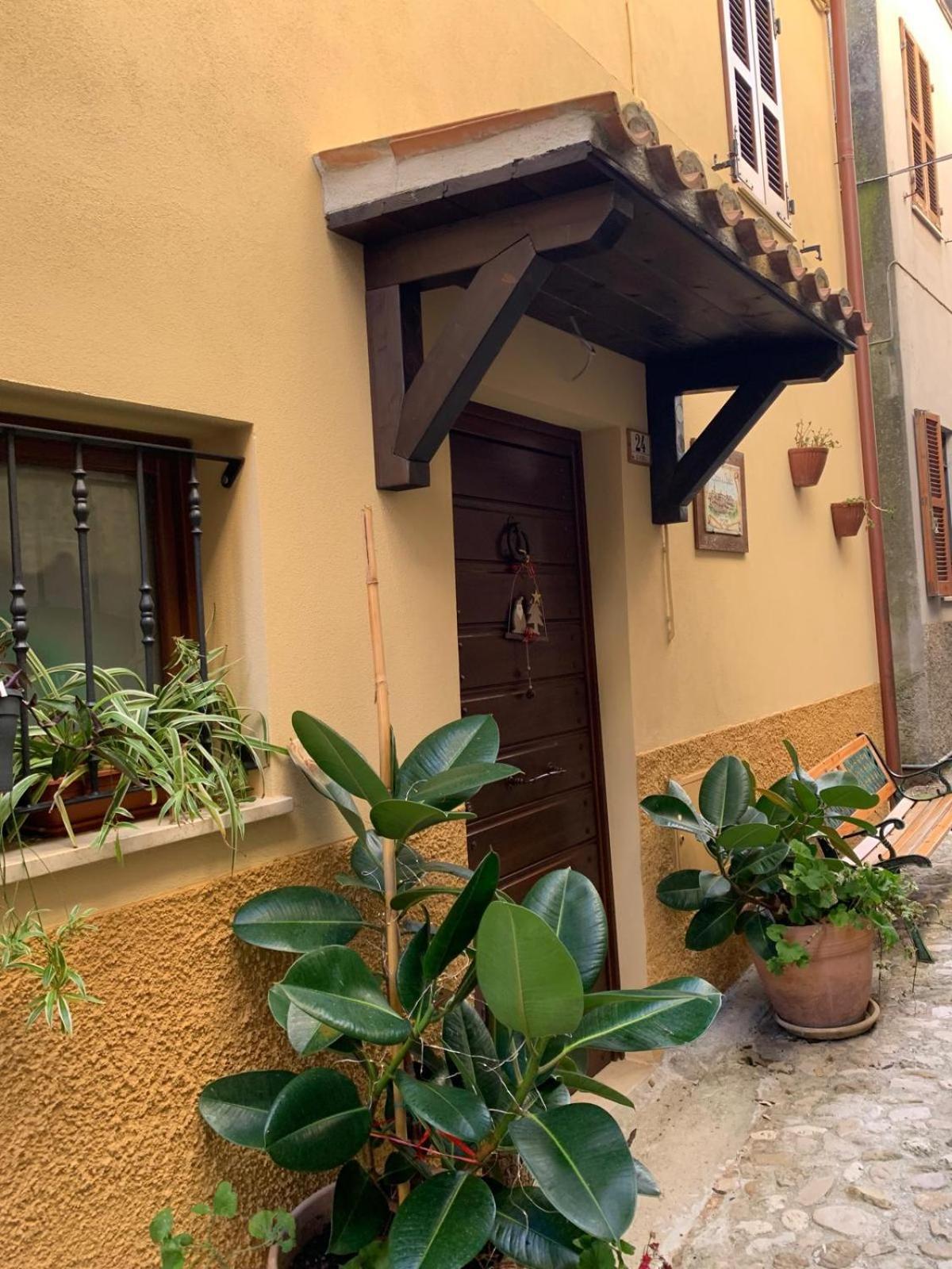 B&B Casa Di Carla Ripatransone Exteriör bild